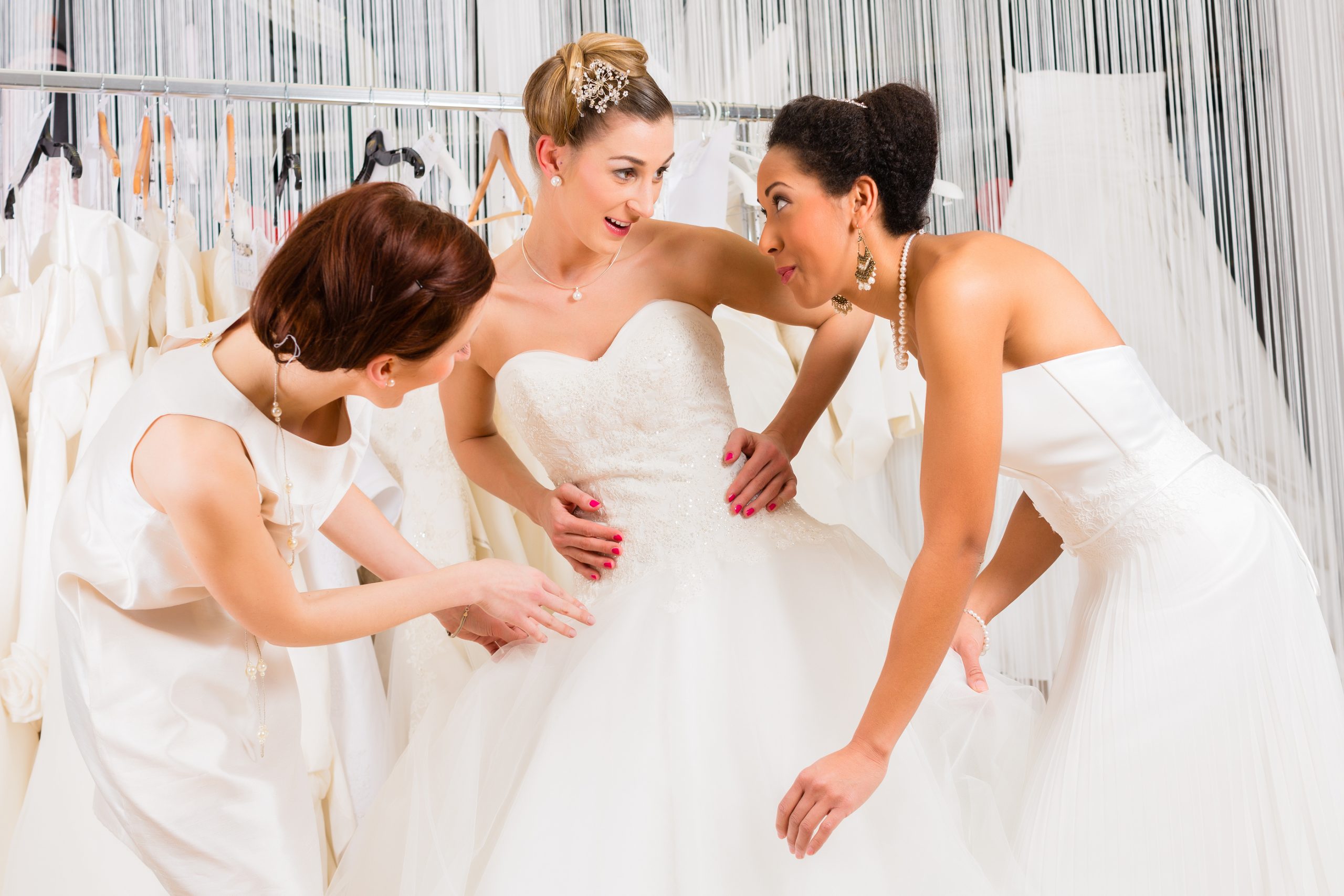 Choosing-the-Right-Wedding-Dress-for-your-Body-Type