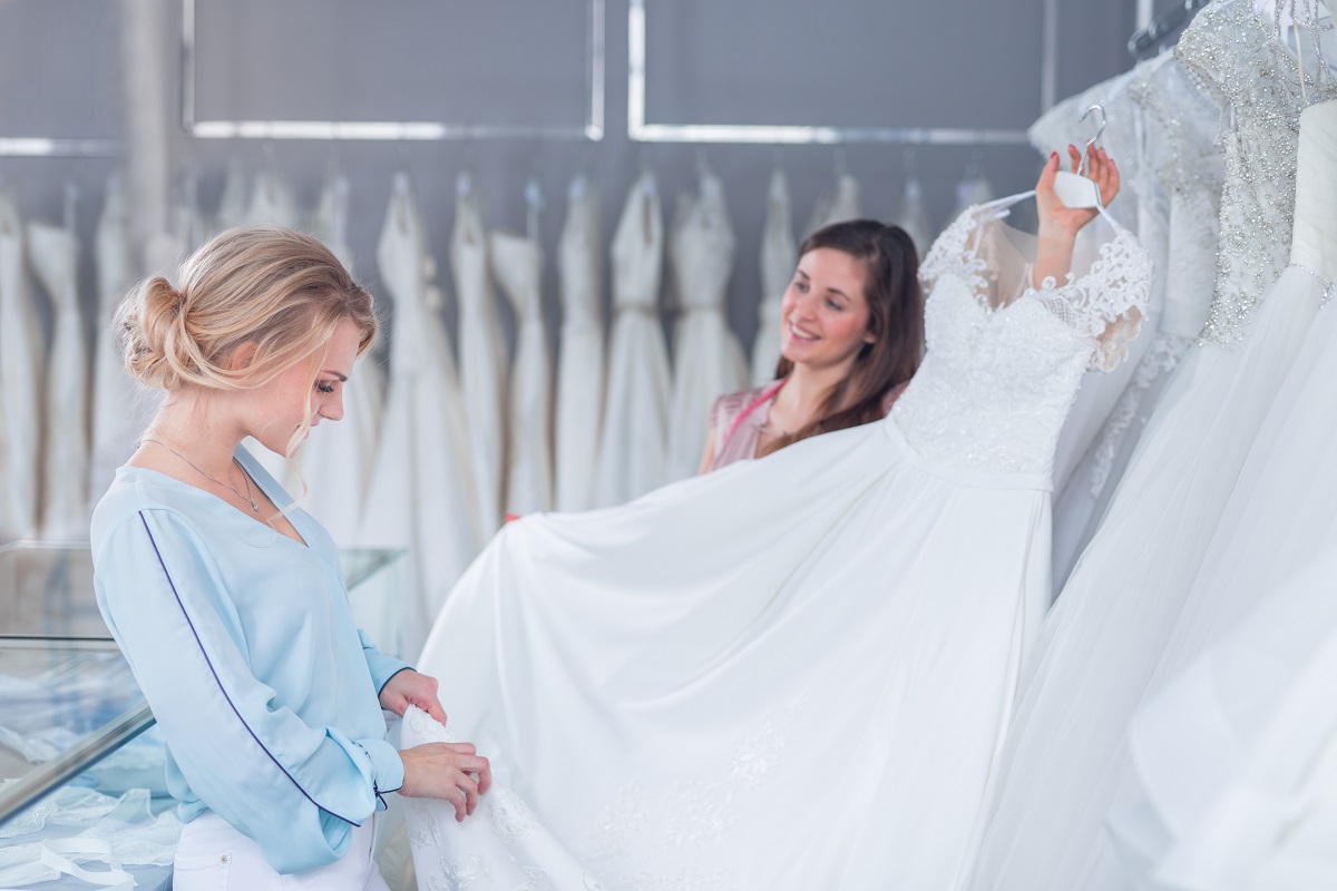 It-is-a-must-to-find-a-reliable-wedding-dress-dry-cleaning-Orange-County