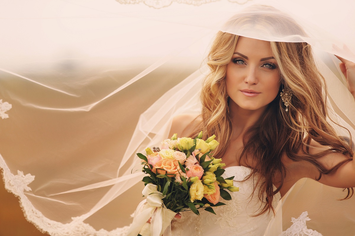 swing-by-your-dry-cleaning-company-in-Orange-County-for-your-wedding-dress-preservation